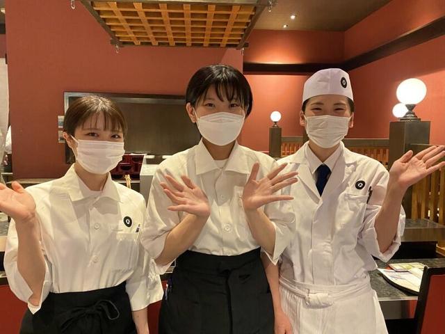 <学生活躍中★>バイトデビューも歓迎!メディアで人気の天ぷら屋(フード・飲食、大阪市北区)のイメージ画像