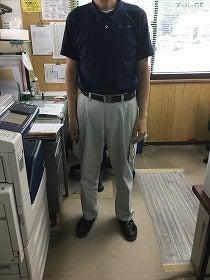 株式会社クローバーズの制服3