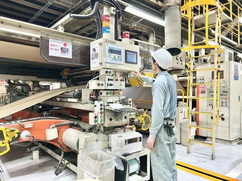 株式会社トーモク 大阪工場の制服3