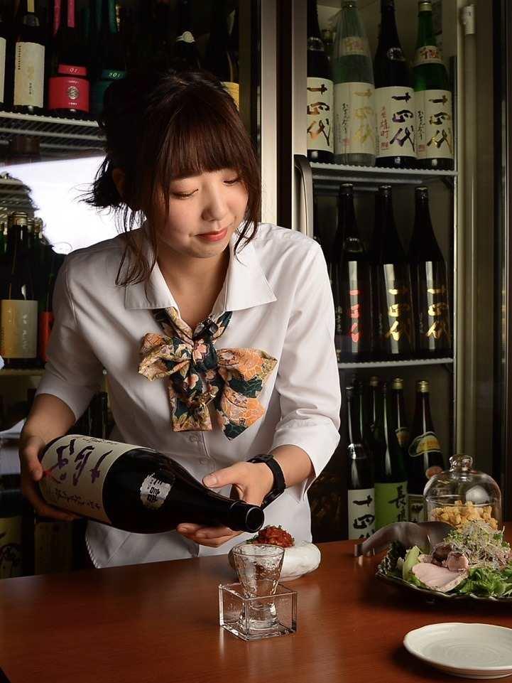 The kitchen喰なべ 岐阜駅前店の制服4