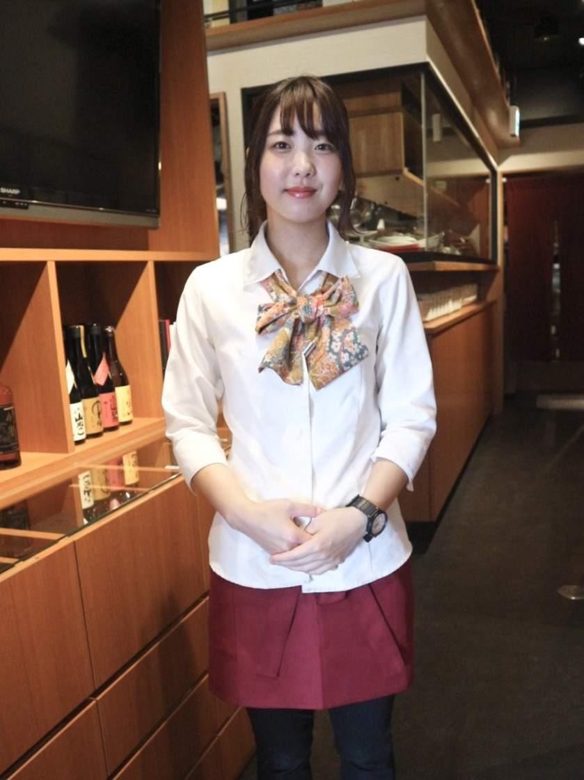 The kitchen喰なべ 岐阜駅前店の制服3