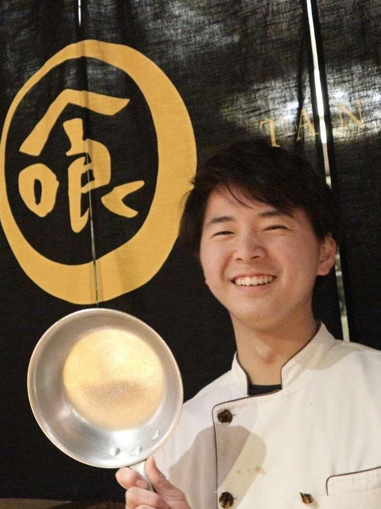 The kitchen喰なべ 岐阜駅前店の制服5