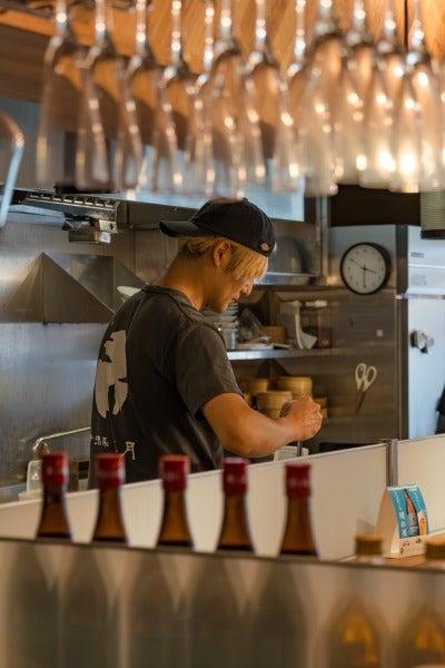 中華とワインが楽しめる新感覚バル☆マニュアル有で未経験でも◎(フード・飲食、大阪市東成区)のイメージ画像