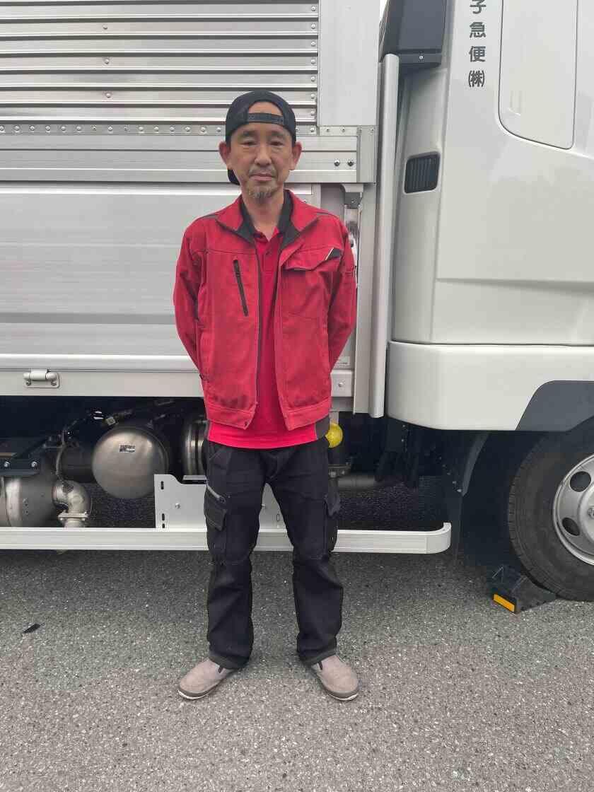 八王子急便株式会社の制服1