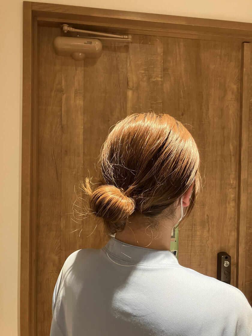 モスバーガー高田馬場四丁目店の制服1