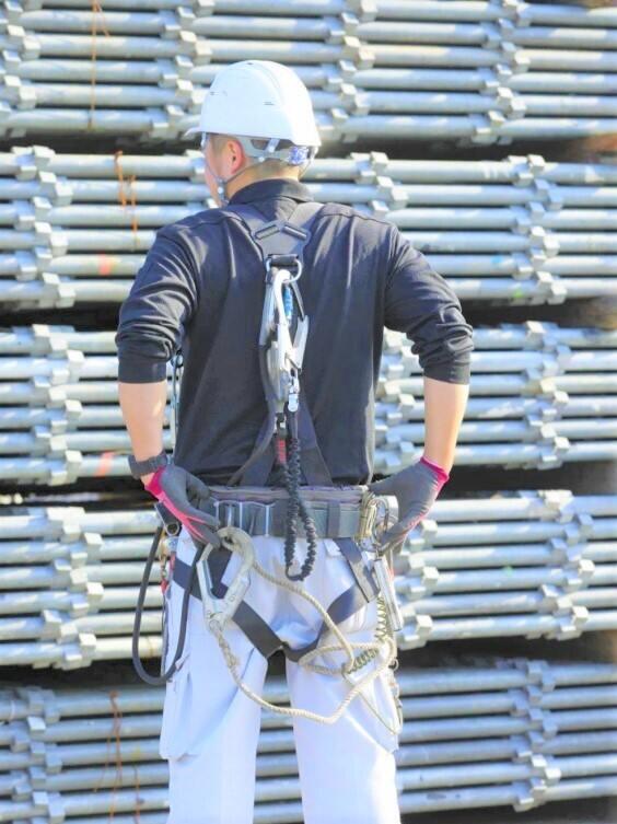 株式会社ルーティング 横浜営業所の制服3