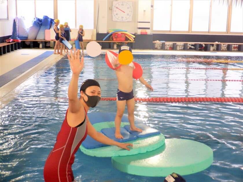 イトマンスイミングスクール京都校の制服2