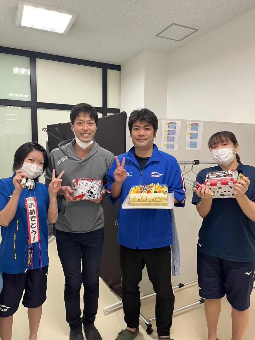 イトマンスイミングスクール福岡マリナタウン校の制服1