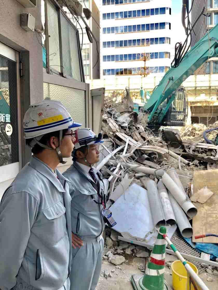 松田都市開発株式会社の制服4