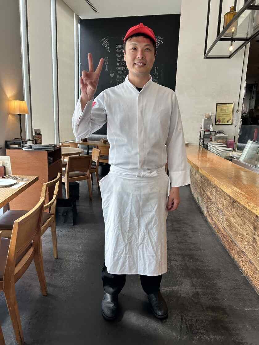 SALVATORE CUOMO 梅田店の制服2