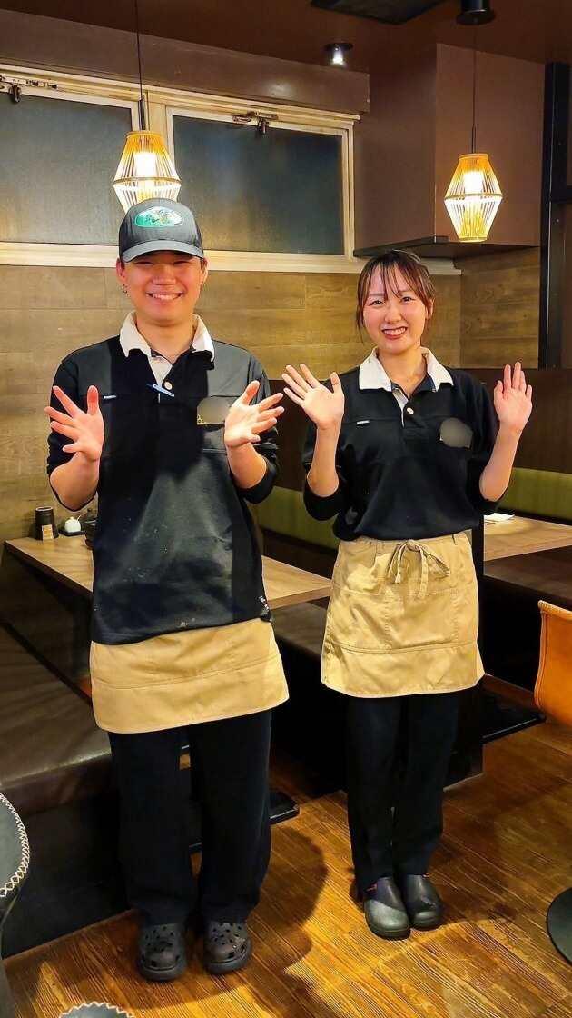 串揚げや みつ八の制服1