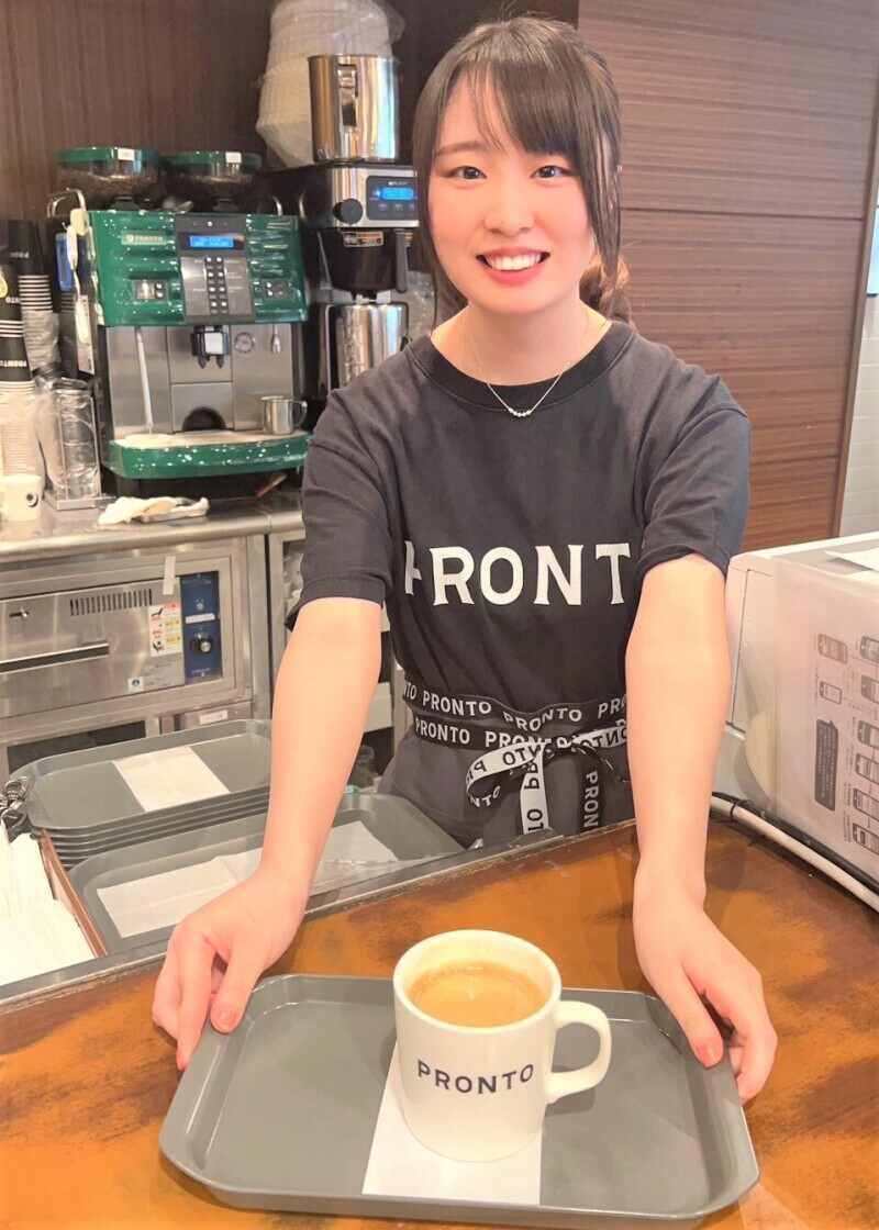 PRONTO(プロント) ウインズ汐留店の制服2