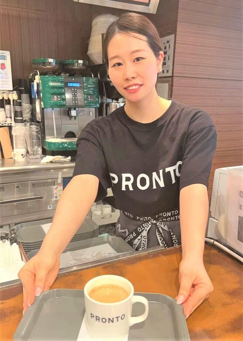 PRONTO(プロント) ウインズ汐留店の制服3