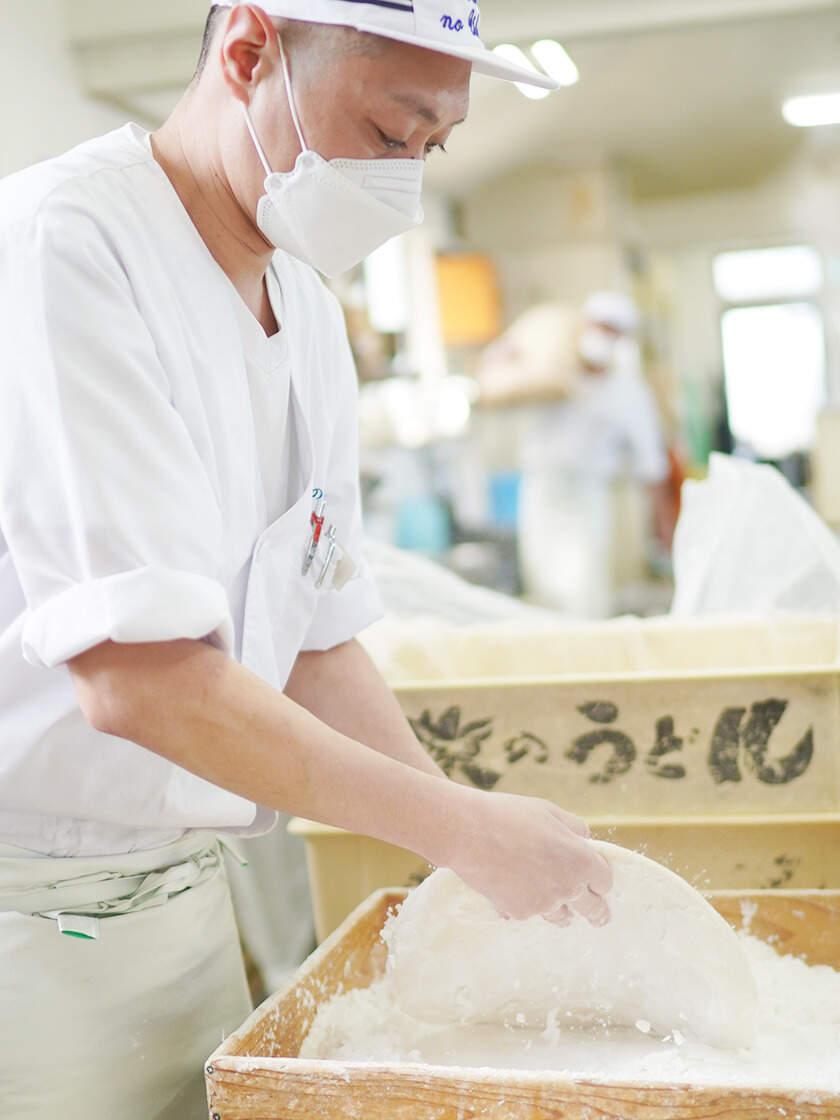 株式会社釜揚げ牧のうどん 牧のうどん正社員の制服1