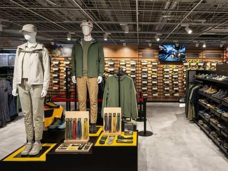 KEEN 新宿西口石井スポーツの仕事画像3