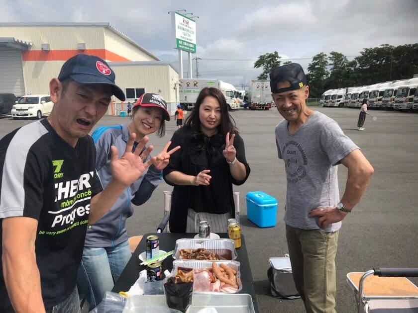 旭新運輸開発株式会社の制服4