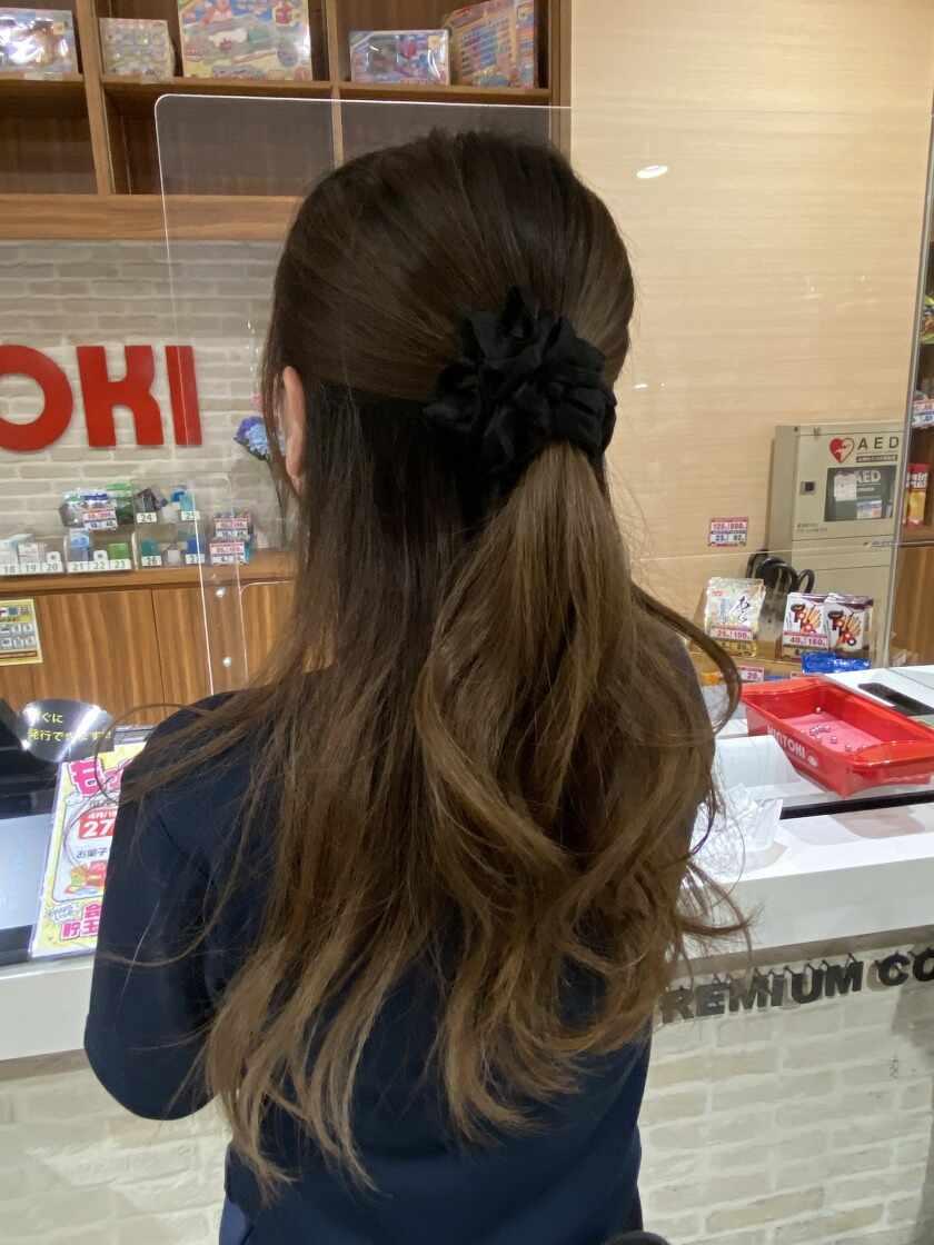 パチンコ金時 鶴見店の制服1