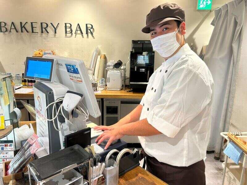 クックハウス ベーカリーバル 南海なんば駅店の仕事画像3