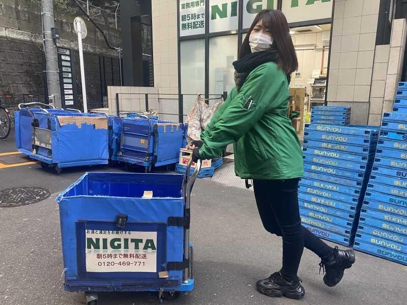 リカーショップNIGITA 六本木倉庫の仕事画像1