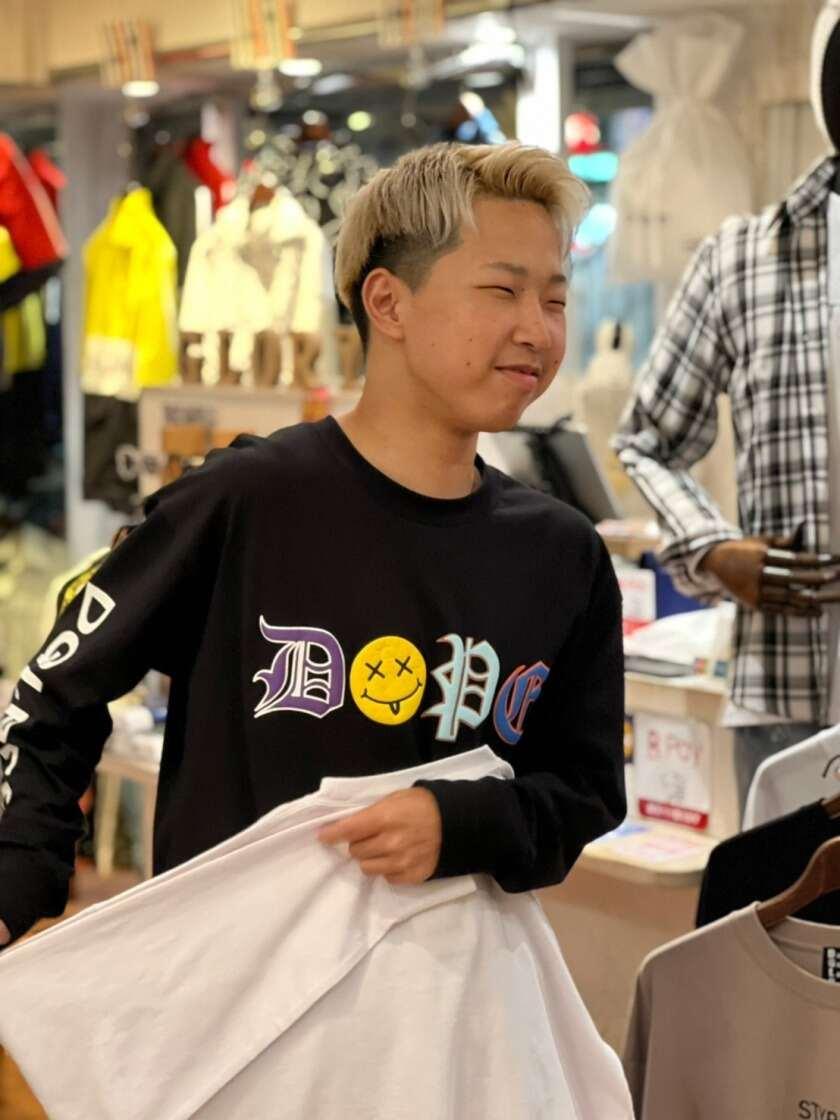 glory(グローリー) 神戸本店の制服2