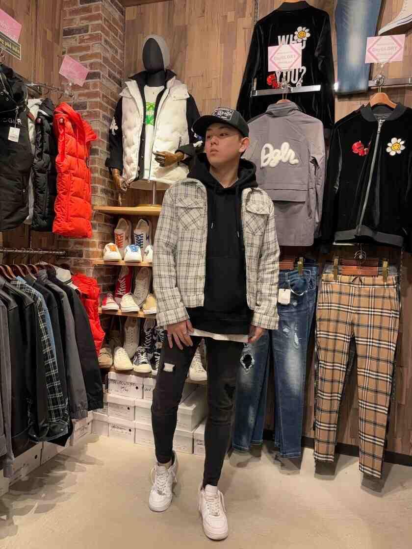 GLORY 名古屋の制服1