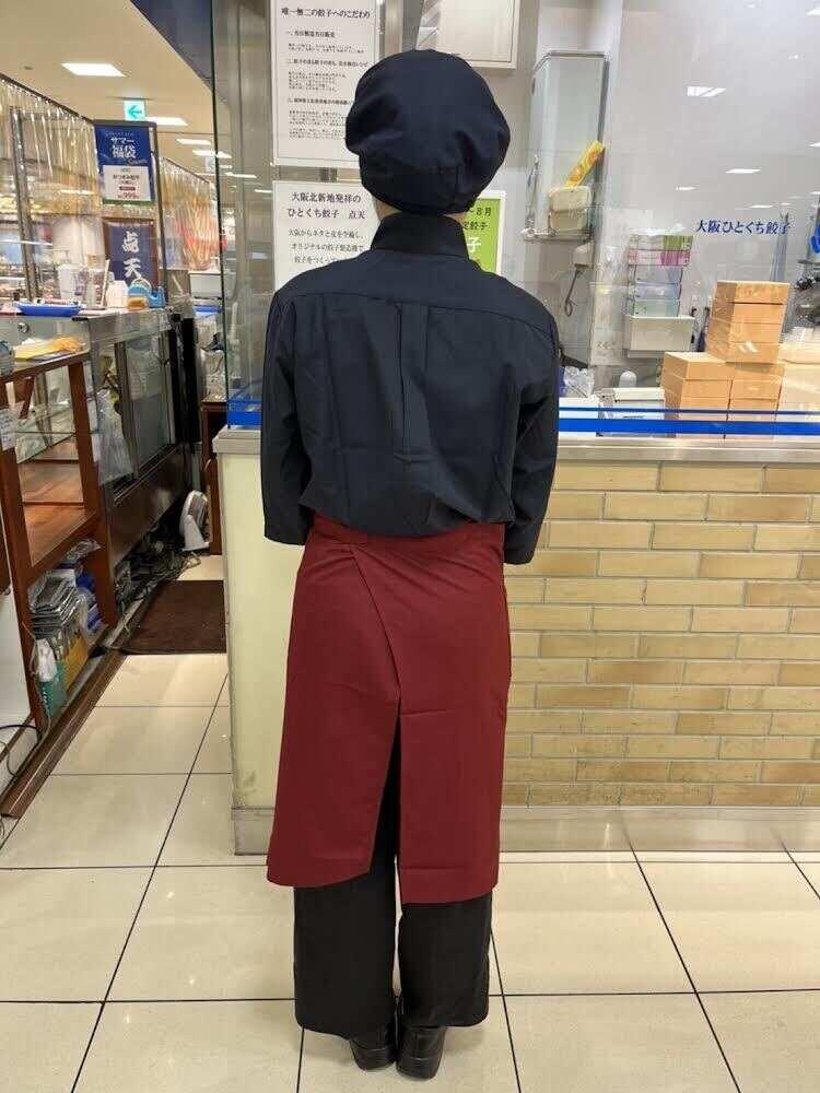 点天 大丸札幌店の制服3