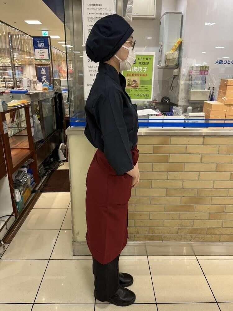 点天 大丸札幌店の制服2