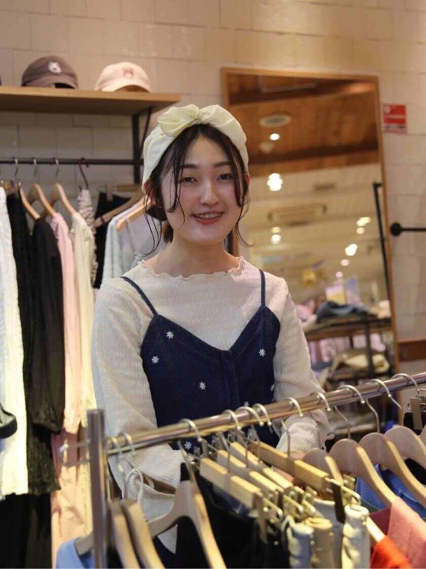 株式会社キャン SM2 OUTLET 三井アウトレットパーク札幌北広島の制服2