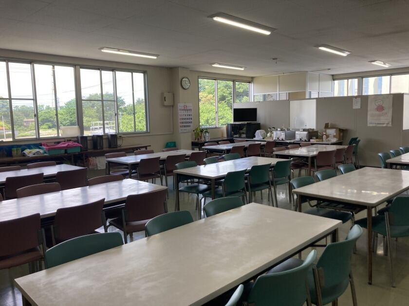 西海食品株式会社の制服4