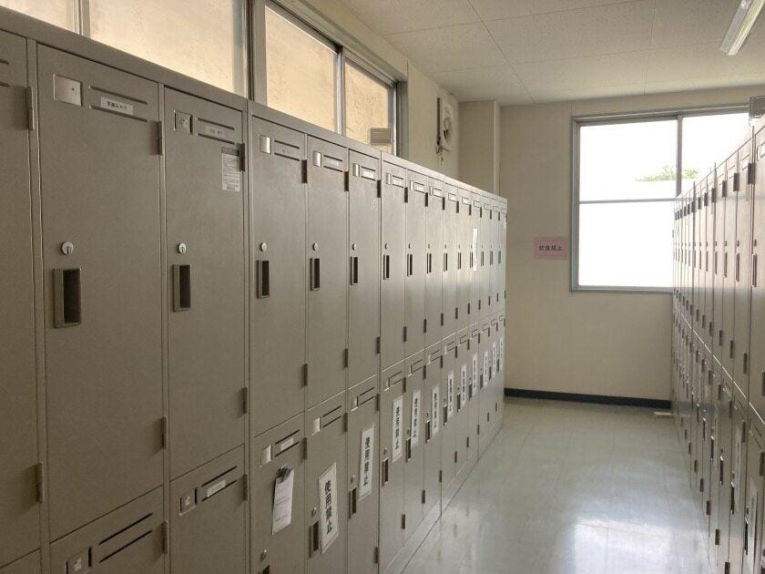 西海食品株式会社の制服7