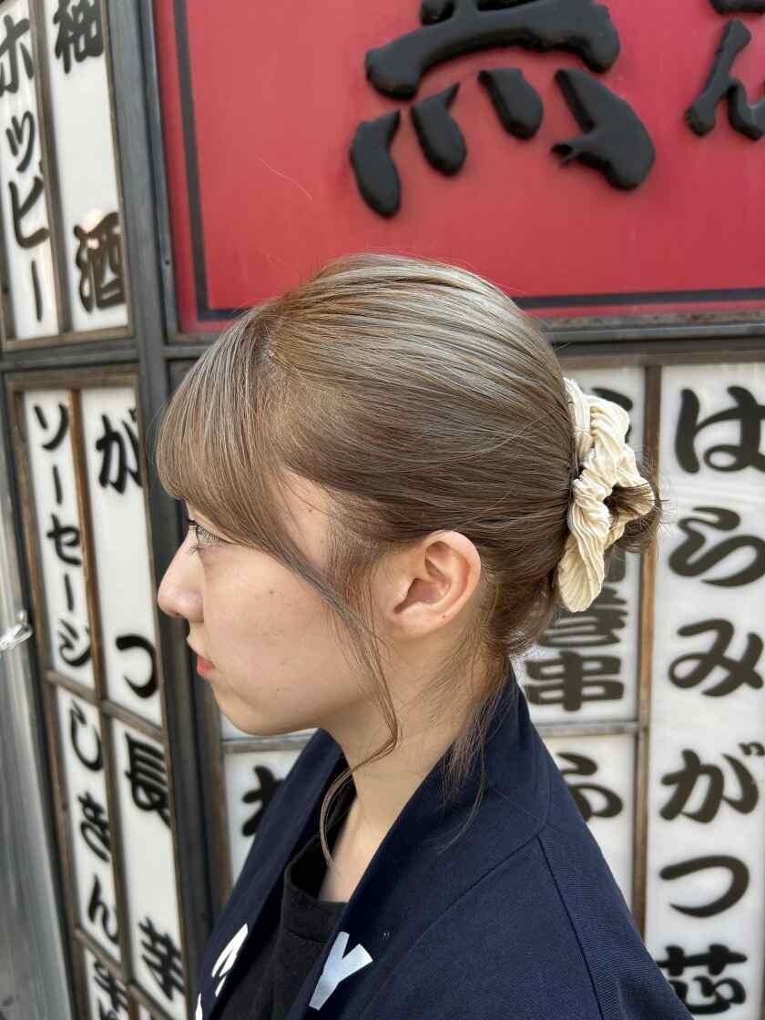 立呑み焼きとん 大黒(だいこく) 錦店の制服4