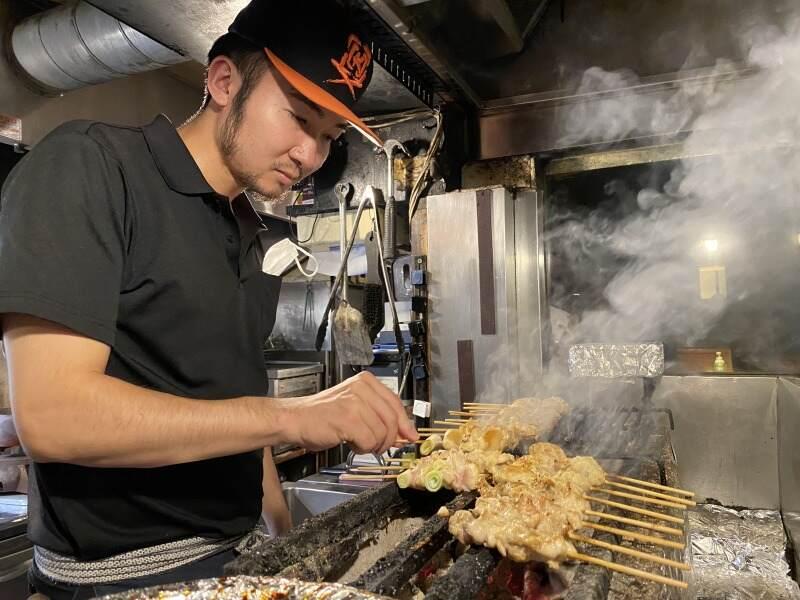 炭火焼鳥おんどり庵 園田店の仕事画像2