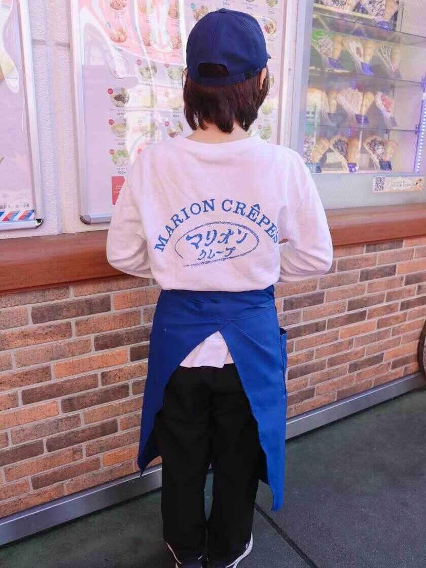 マリオンクレープ フェドラ大須店の制服2