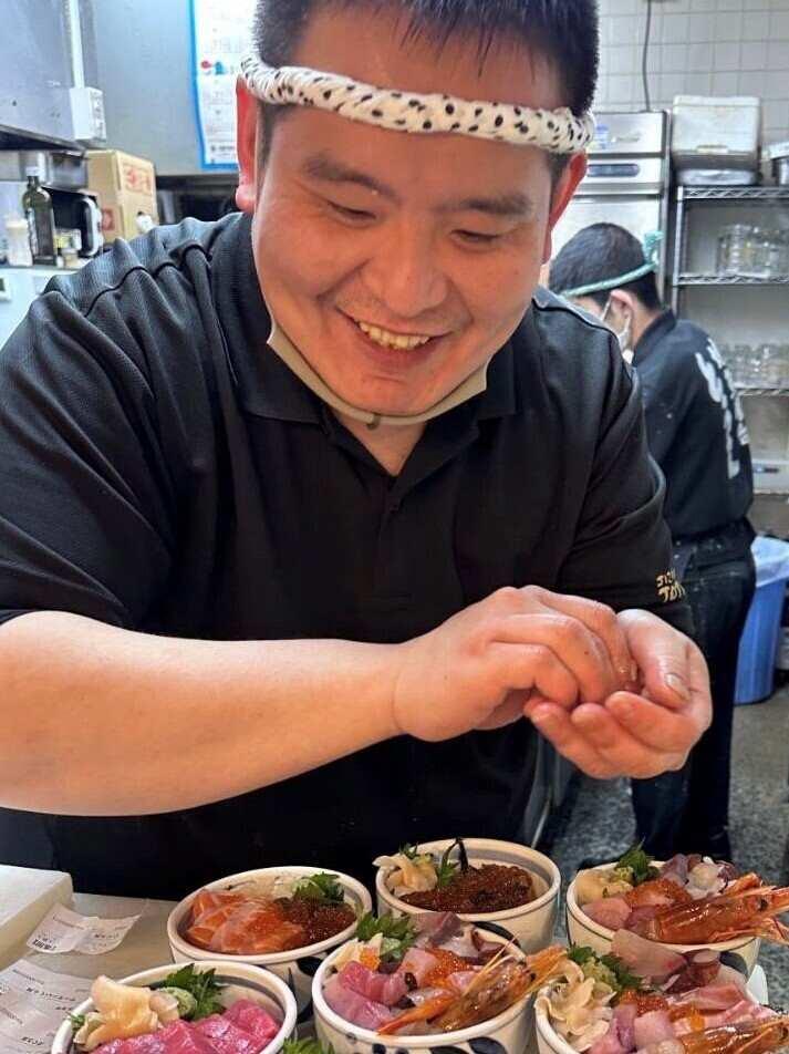 とっつぁん 天六店の制服3