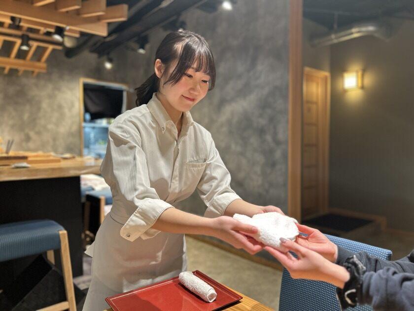 鮨処 たけ原の制服6