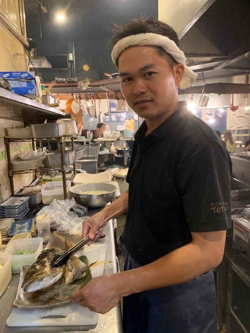 とっつぁん 天六店の制服1