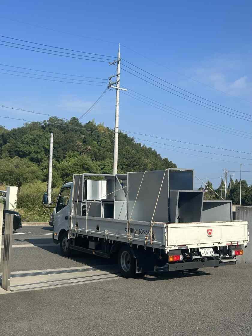 株式会社 樂の制服1