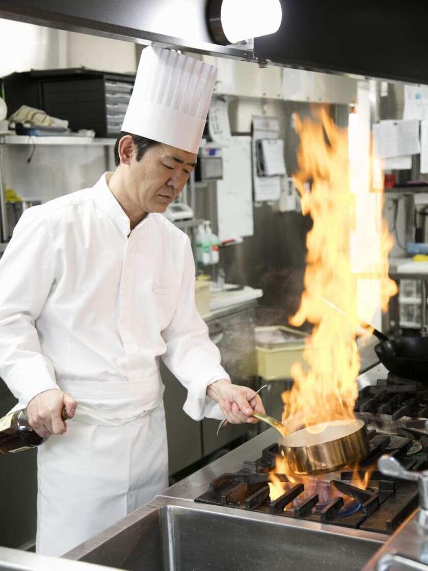 ラ・スイート神戸オーシャンズガーデンの制服1