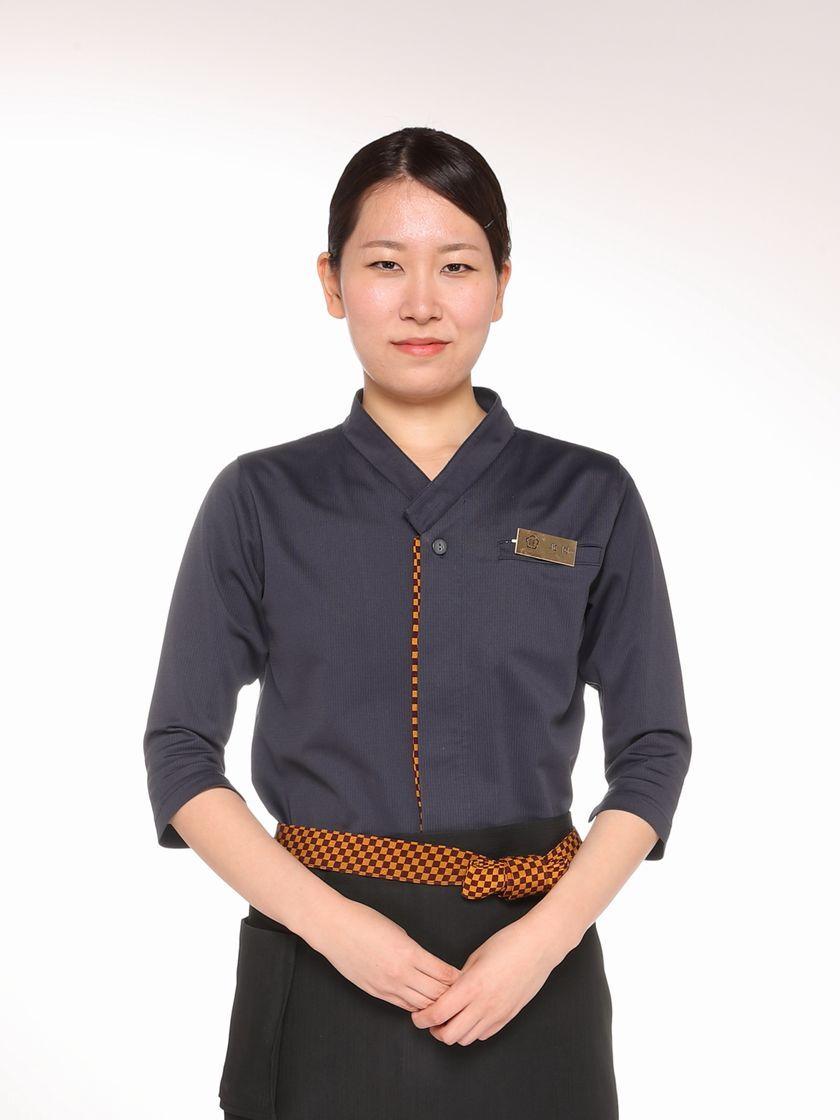 神戸みなと温泉 蓮の制服3