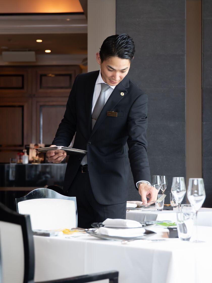 ラスイートルパンビルの制服2