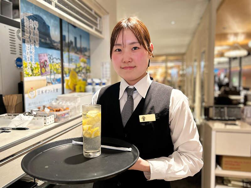 ル・パン神戸北野 伊丹空港店/ラウンジ&バー グラン・ブルー 伊丹空港店の仕事画像1
