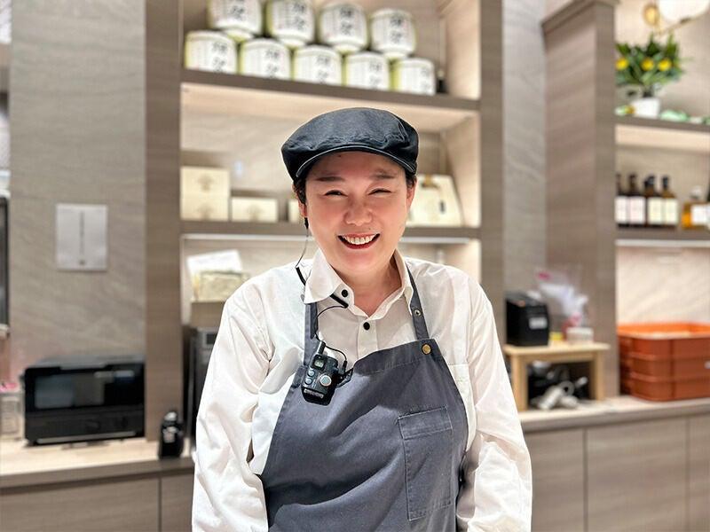 スイーツ&ベーカリール・パン神戸北野 関西国際空港店の仕事画像2