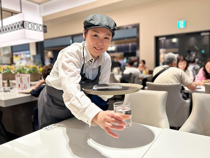 スイーツ&ベーカリール・パン神戸北野 関西国際空港店の仕事画像2