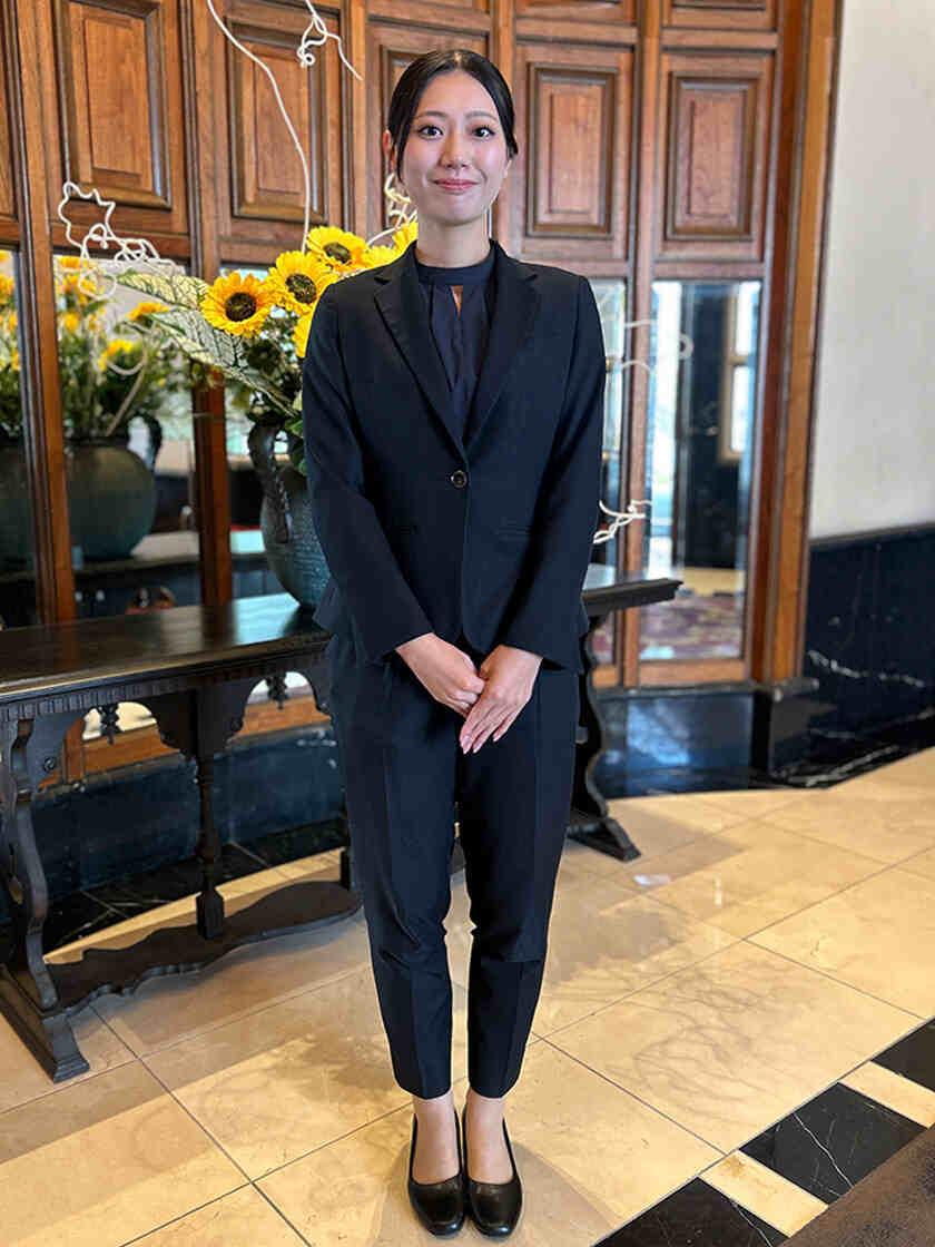 ホテル ラ・スイート神戸ハーバーランドの制服2