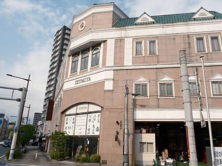IZUMIYA株式会社 本社の制服8