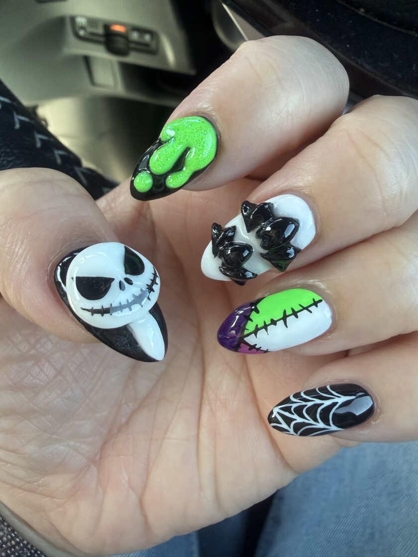 夢屋 小諸店の制服2