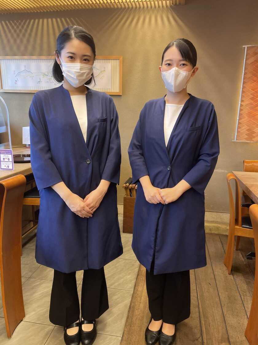 京都和久傳(きょうとわくでん) ジェイアール京都伊勢丹の制服2