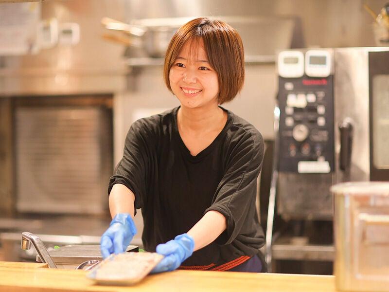 牛たん大好き焼肉はっぴぃ 人形町店の仕事画像3