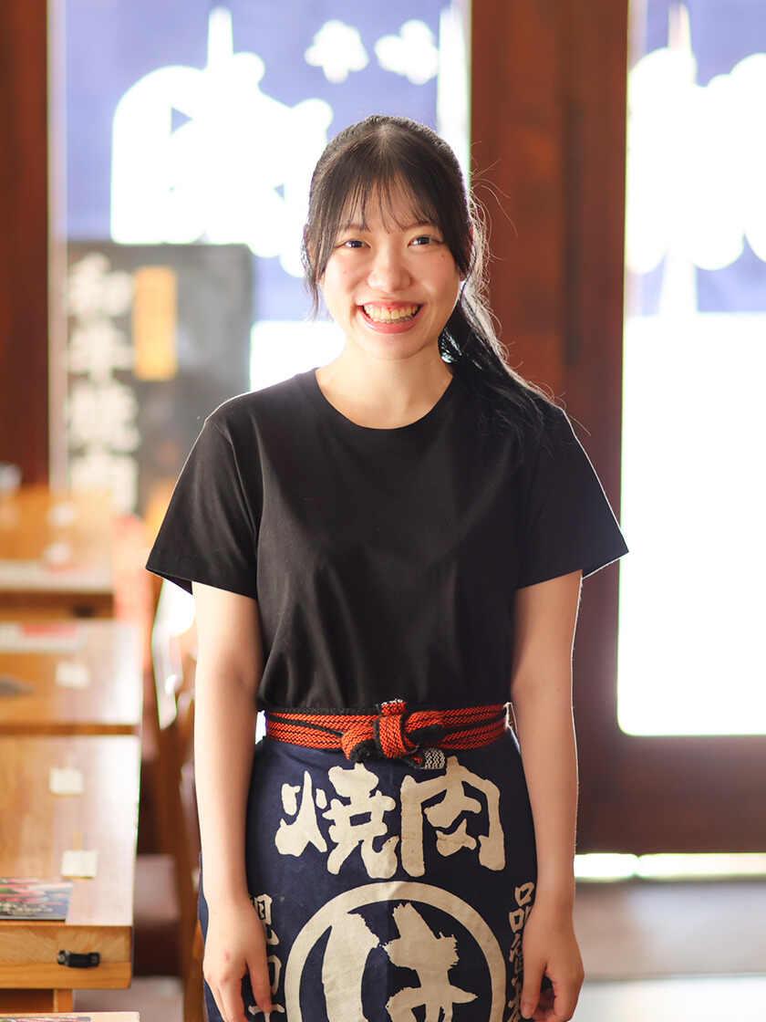 牛たん大好き焼肉はっぴぃ 人形町店の制服1