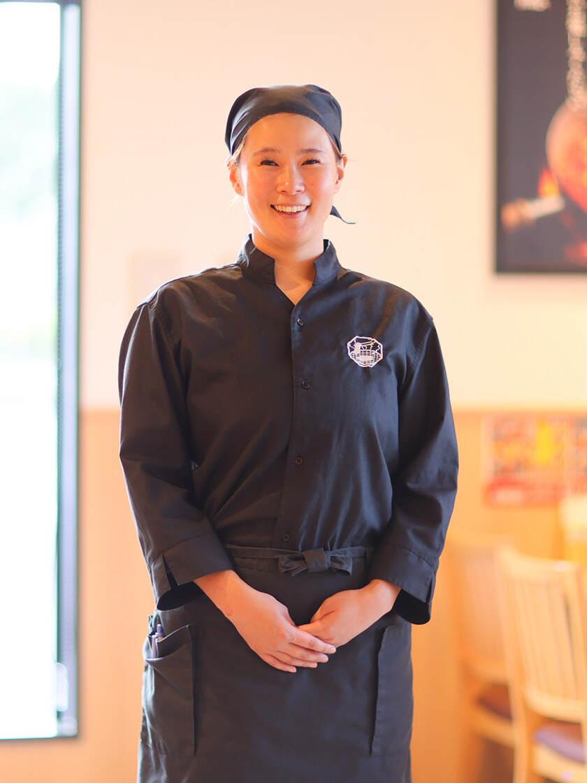 焼きたてのかるび 浜松志都呂店の制服1